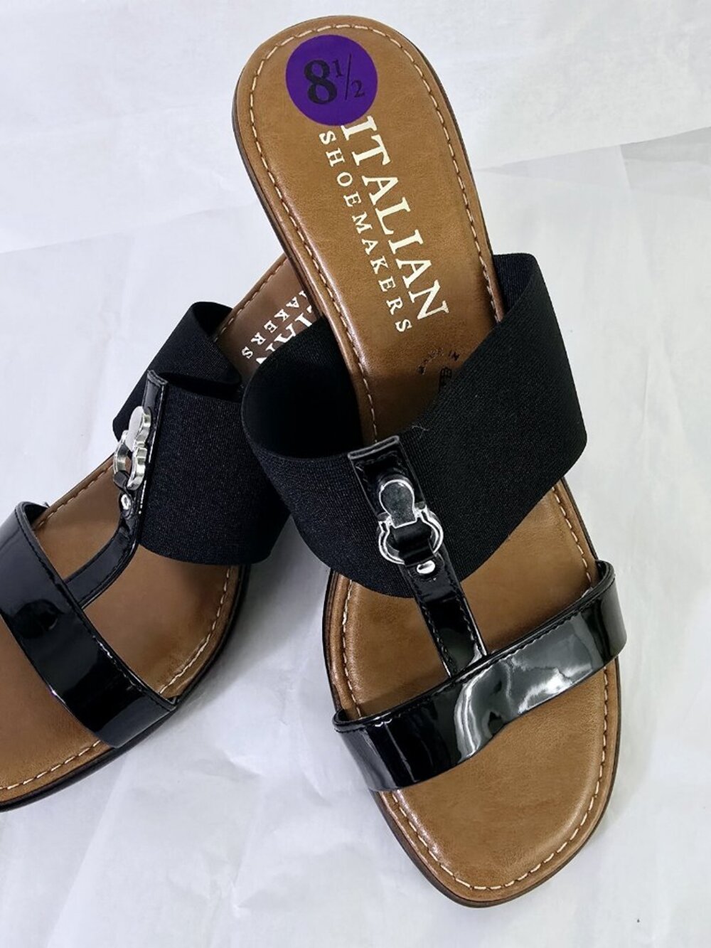 Italian Shoemakers Sz 8.5 Black Patent Kitten Heels Comfy Elastic Sandals NIB - Picture 2 of 7
